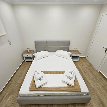 Agora Luxury Villa I ルートラキ エクステリア 写真