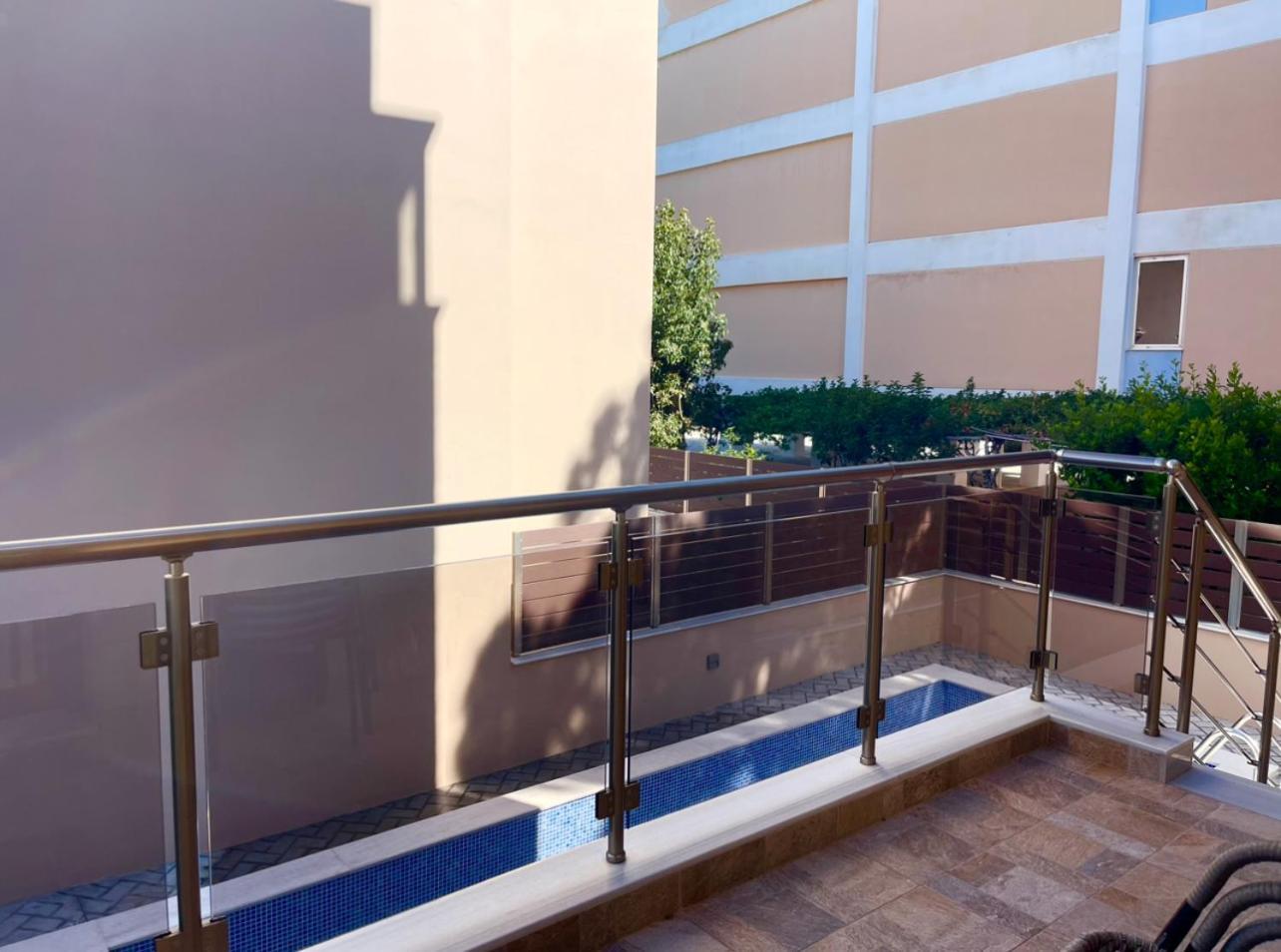 Agora Luxury Villa I ルートラキ エクステリア 写真
