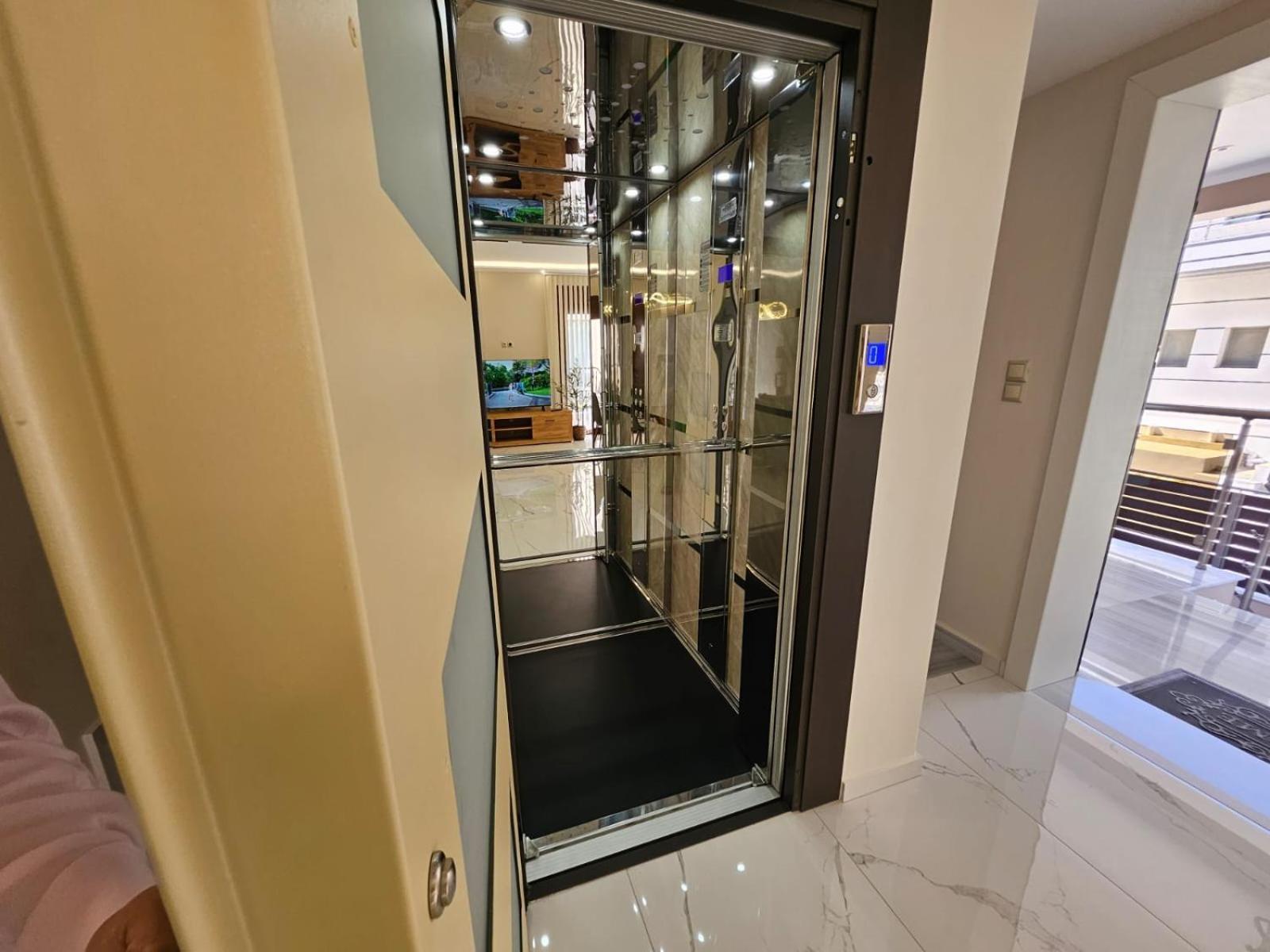 Agora Luxury Villa I ルートラキ エクステリア 写真